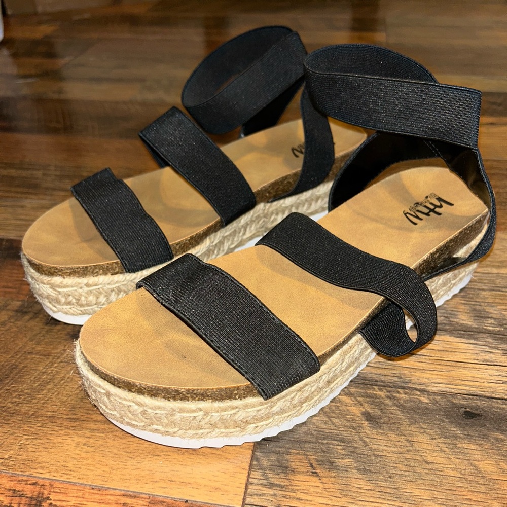 Black Platform Sandals